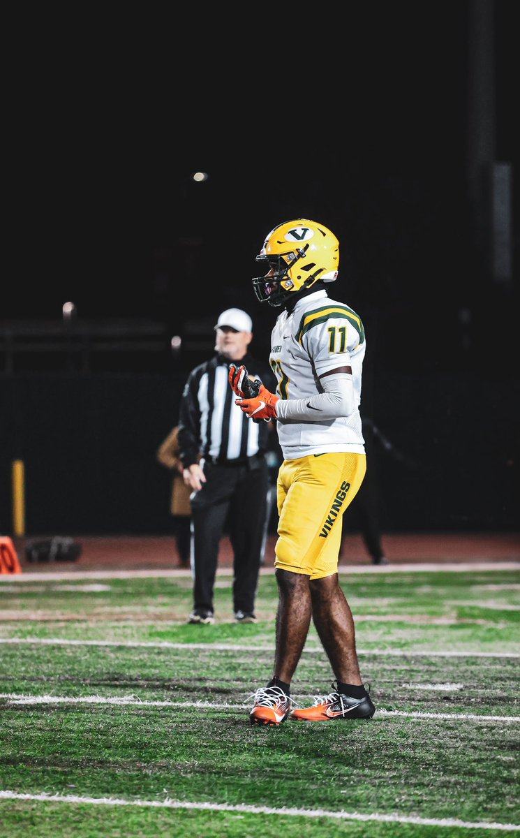 JaishonE11's tweet image. 🔸FULL SZN HIGHLIGHTS
-TE/ Hybrid DE/LB
-D3 A Section Champion
-D3 A NorCal Champion
-D3 A State Champion
🔸RECRUITMENT 100% Open
hudl.com/v/2RJRRr