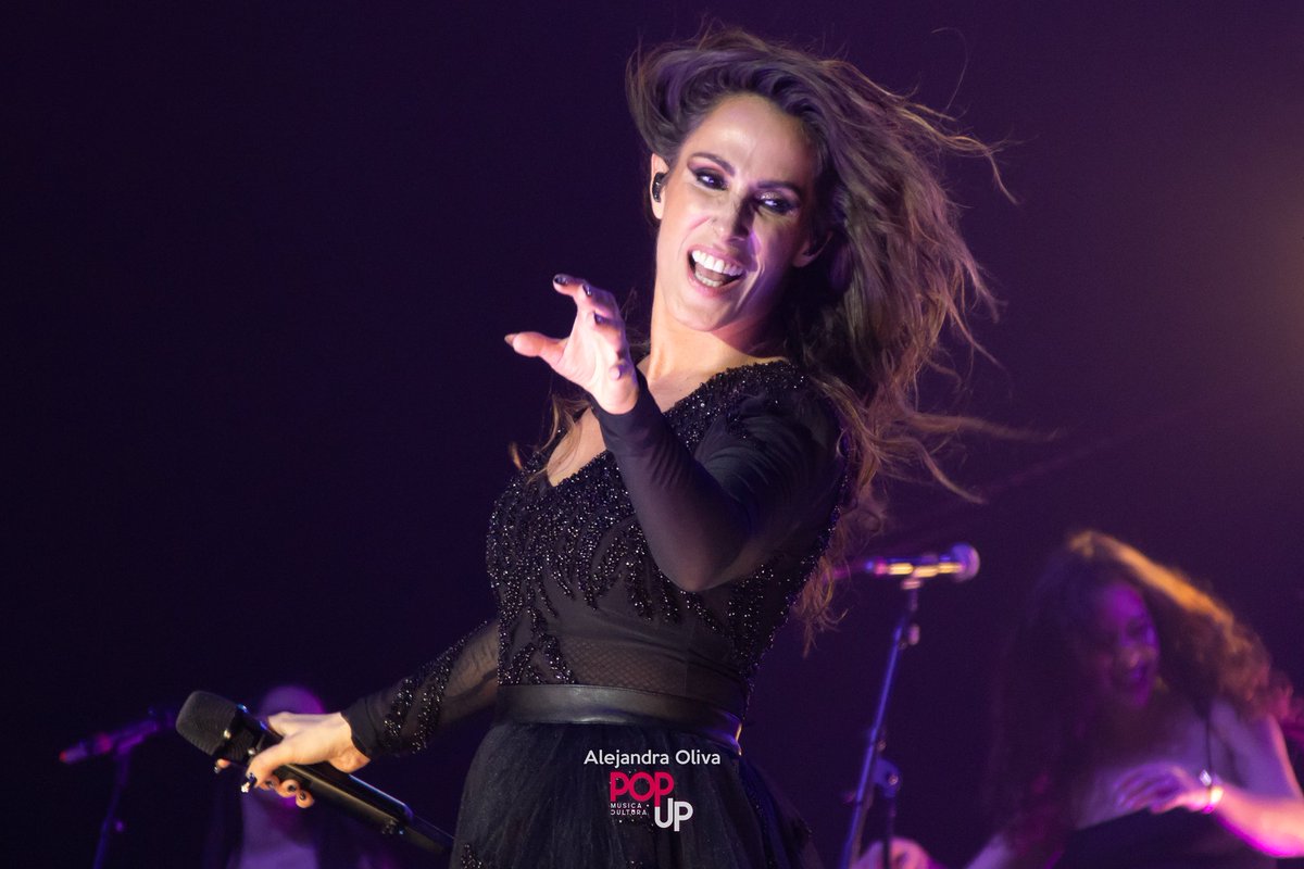 ➕️ | Más imágenes de Malú (<a href="/_MaluOficial_/">Malú</a>) esta noche en Madrid

📸: <a href="/alejandra__or/">Alejandra Oliva</a>