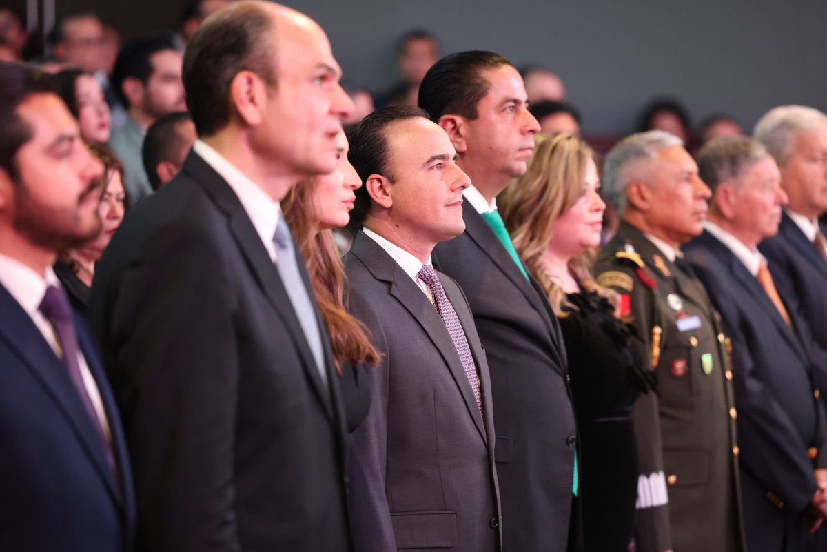 Con mucho gusto asistimos al 3er Informe de Gobierno de mi amigo el alcalde <a href="/chemamorales1/">José María Morales</a>, quien presentó grandes resultados a favor de #RamosArizpe. ¡Muchas felicidades! (1/2)