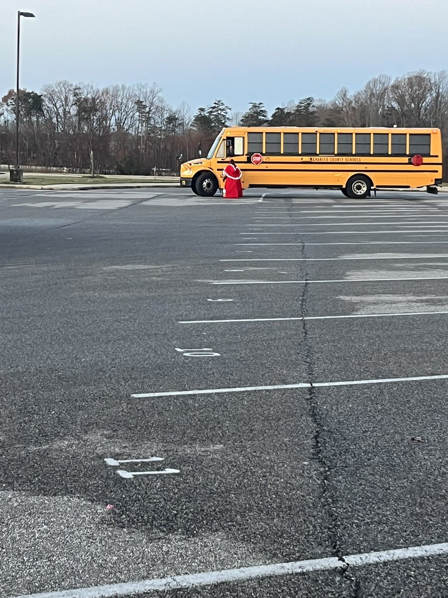 Nichole Bolden tweet media