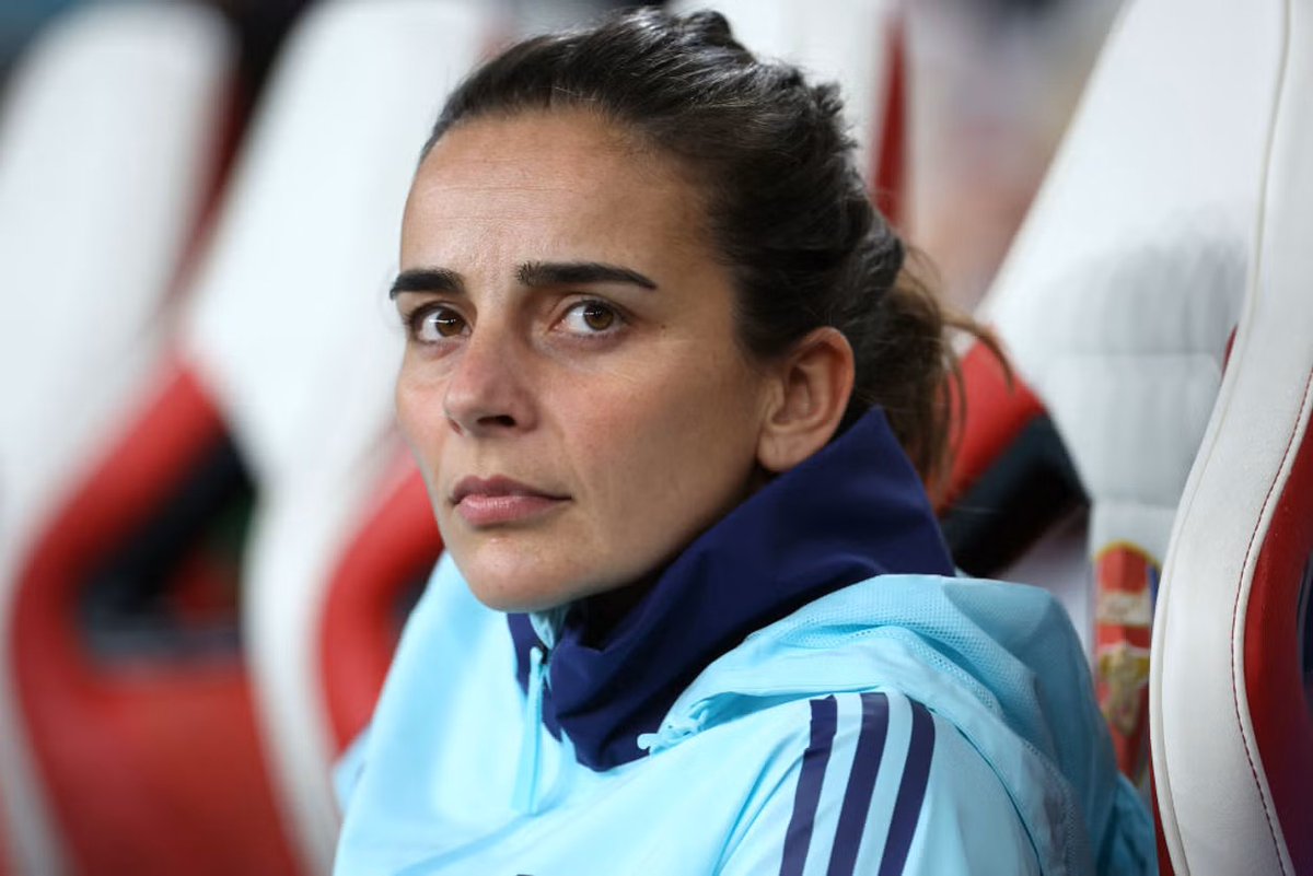 TheMacronical's tweet photo. BEST MANAGER AT ARSENAL CURRENTLY!

-No "trust the process" or "phase talk" in pressers
-Improved the mentality of the team straight away
-Turned Alessia Russo into one of Europe's TOP STRIKERS!
-Only 5 goals against, in all comps, since taking over Mid-October

RENEE SLEGERS! https://t.co/kfioBLuqhF