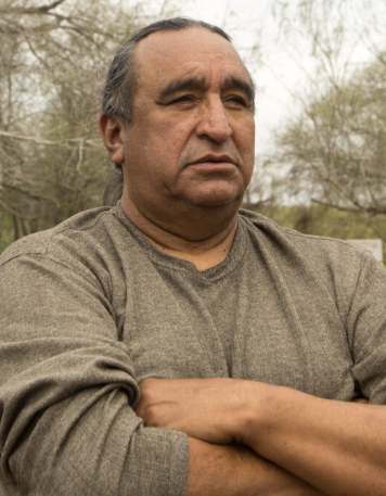 bankonourfuture's tweet photo. We do not #StandWithRGLNG. We stand with Juan Mancias and other members of the Carrizo Comecrudo Tribe fighting pollution on their ancestral lands. Get a grip @NextDecadeLNG https://t.co/uqxcFzypQT