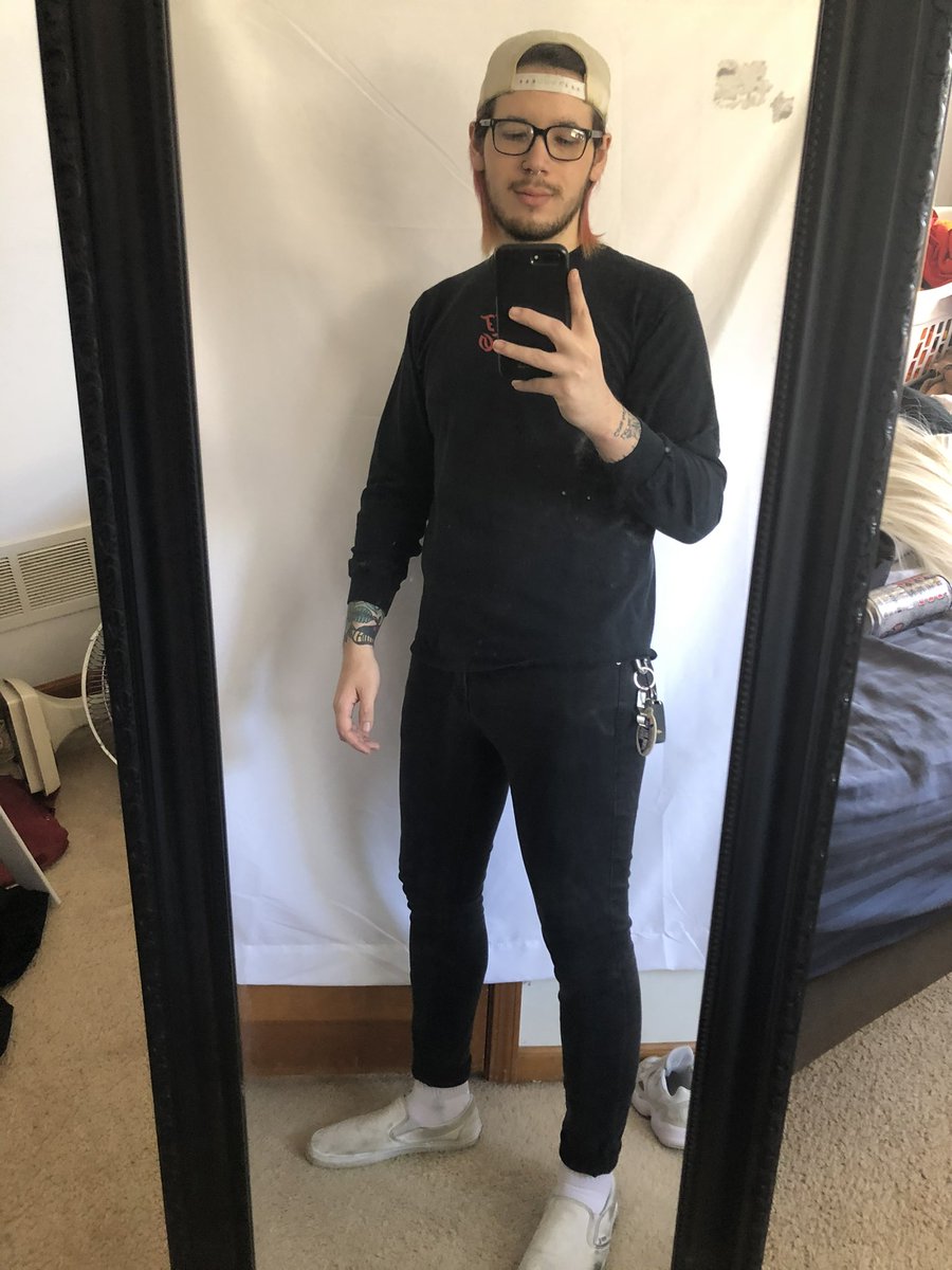 Alex tweet media