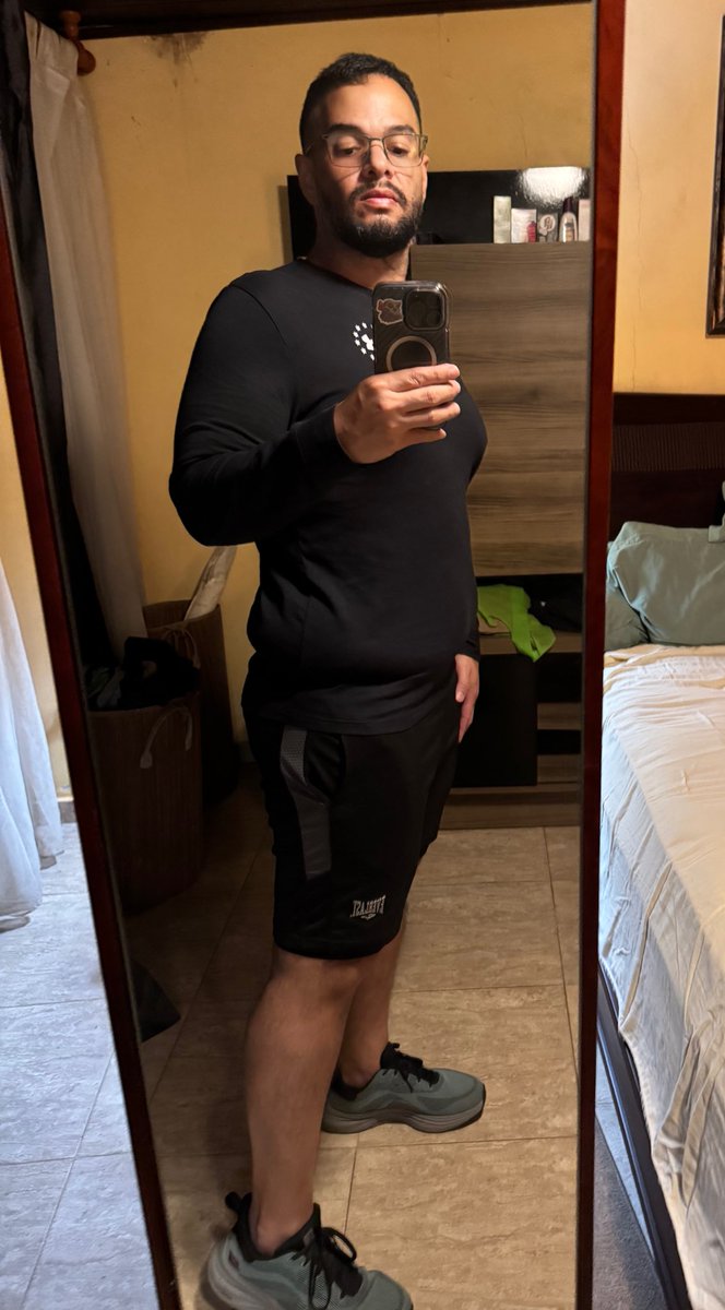 Irvingg79's tweet photo. A seguir entrenando 💪🏼 https://t.co/6gLLCAw1QL