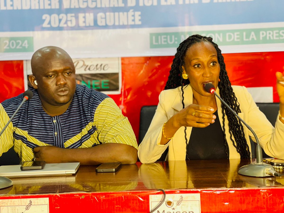 HadjaFantaSylla's tweet photo. Ce mercredi 18 décembre,une conférence de presse a été animée par le consortium FEJED-GUINEE RAJ Gui a la maison de la presse de Conakry. 
Plaidoyer de la société civile  en faveur de l'introduction effective des vaccins PCV et ROTAVIRUS dans le calendrier vaccinale en GUINEE https://t.co/XFGPogIW4G