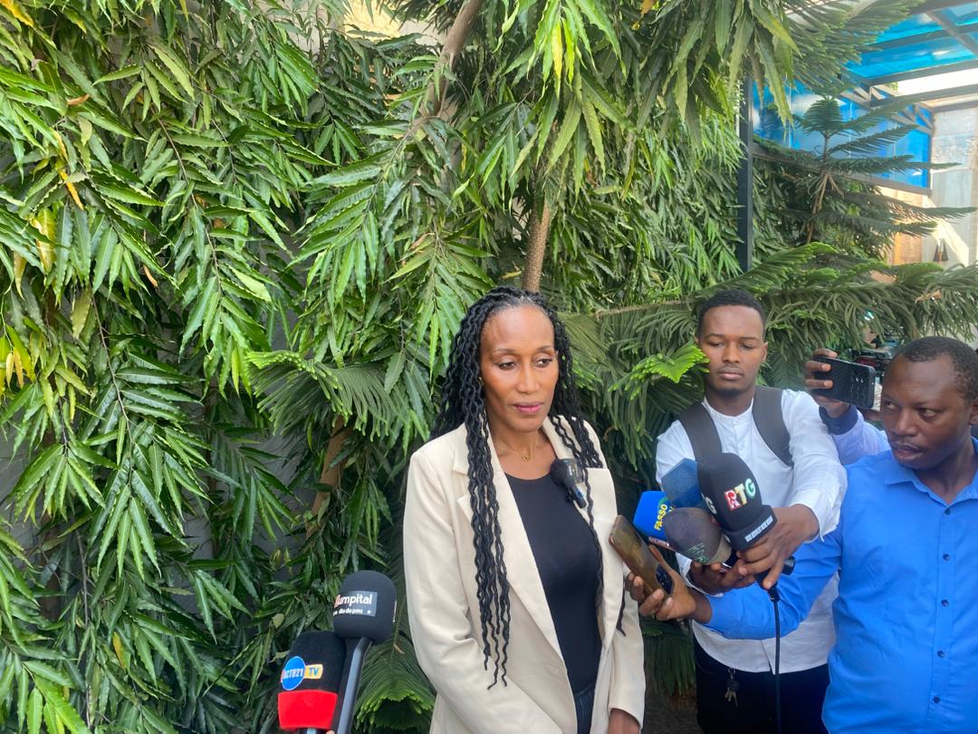HadjaFantaSylla's tweet photo. Ce mercredi 18 décembre,une conférence de presse a été animée par le consortium FEJED-GUINEE RAJ Gui a la maison de la presse de Conakry. 
Plaidoyer de la société civile  en faveur de l'introduction effective des vaccins PCV et ROTAVIRUS dans le calendrier vaccinale en GUINEE https://t.co/XFGPogIW4G