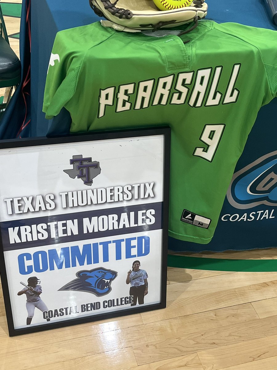 Proud of <a href="/moraleskristen4/">KRISTEN.M🤍</a> congratulations on your signing!! We know you will make us proud🤘🏼🤘🏼