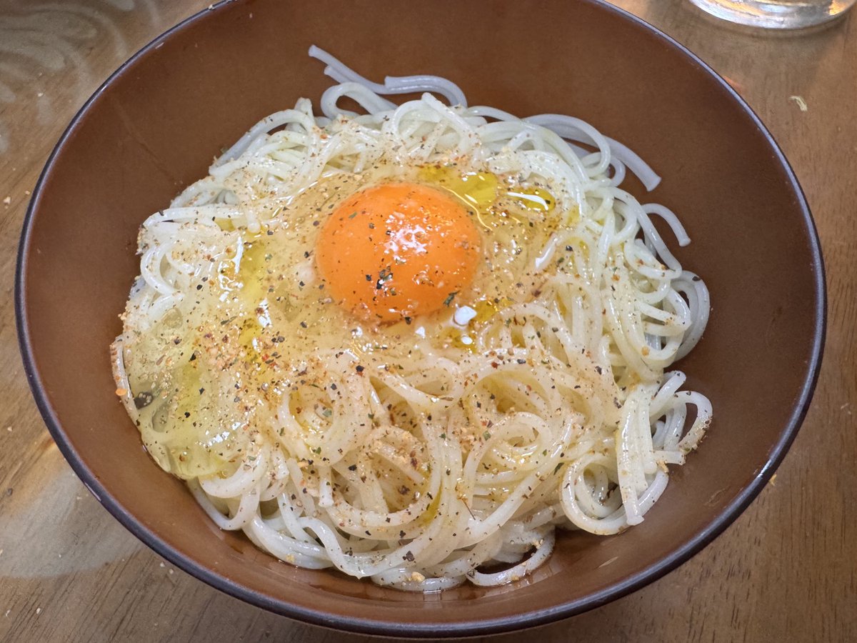 TADE31719115's tweet photo. 最近、投稿してませんが安定して食べてます
森脇製麺さんの半田そうめん
コシがあって最高！
#森脇製麺 https://t.co/vkYSUwA4bo