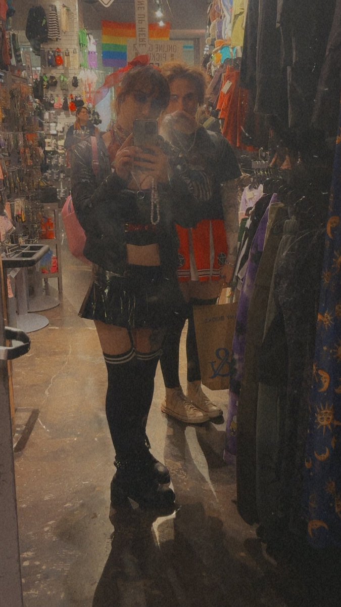 Content from cosplaytrap98