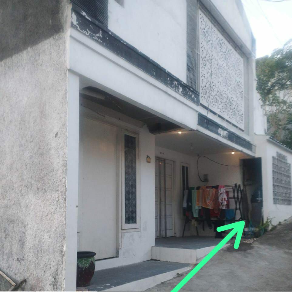onlybadthingss's tweet photo. Dijual Rumah 2 Lantai di Mulyorejo Kota Malang, 80m.

- Kamar Tidur 3
- Kamar Mandi 1
- Air Hippam
- Listrik 900W
- Dekat dengan Kampus Unmer dan Unikama
- 1 menit ke Puskesmas Mulyorejo
- Tanah Kavling (Bukan Perumahan/Kampung)

400 nego, butuh terjual cepat.
@infomalang https://t.co/wX5E3JIr44