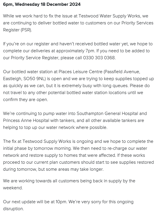 DeanAddison's tweet photo. @SouthernWater - waiting on the 10pm update.... anytime now. or on your website - https://t.co/qYMrpzg3Mv either really, just some news would be good https://t.co/lKjSCzRBg5