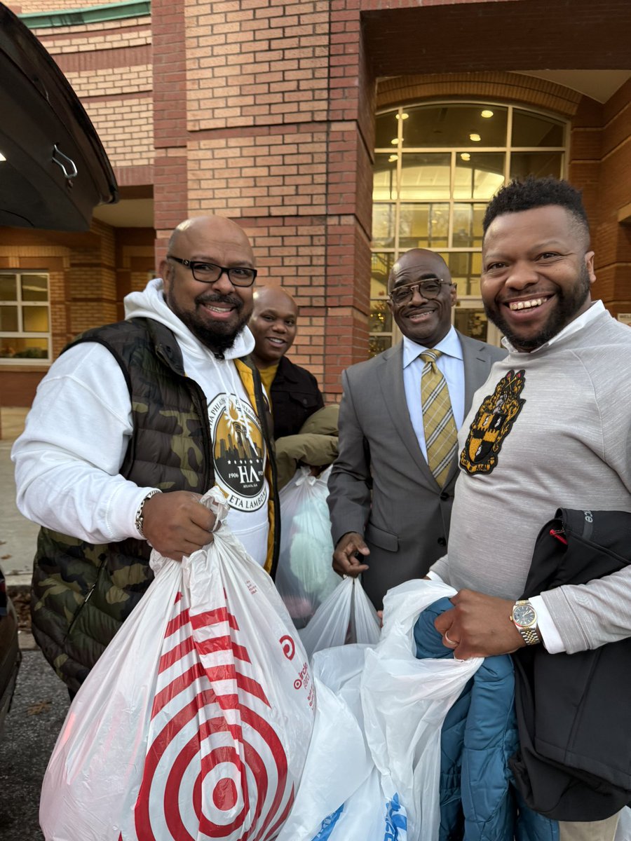 M.Agnes Jones Elem. (@apsmaj_elem) on Twitter photo We are grateful for coat donations from <a href="/AtlantaAlphas/">Atlanta Alphas</a> 💛🖤 — Thank you for always thinking of the scholars at MAJ! <a href="/TerukoDobashi/">Teruko Dobashi</a> <a href="/LRRUTLEDGE/">Lindsey Rutledge</a> <a href="/pattoneducator/">Dr. Shelante’ Patton</a> We are grateful for coat donations from <a href="/AtlantaAlphas/">Atlanta Alphas</a> 💛🖤 — Thank you for always thinking of the scholars at MAJ! <a href="/TerukoDobashi/">Teruko Dobashi</a> <a href="/LRRUTLEDGE/">Lindsey Rutledge</a> <a href="/pattoneducator/">Dr. Shelante’ Patton</a>