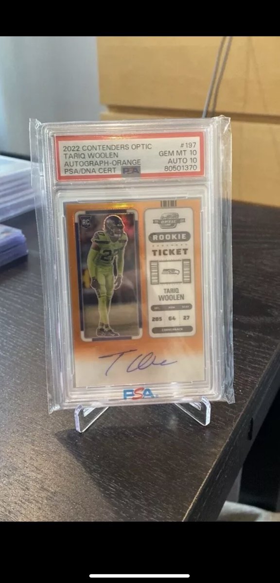 Earthman1o1's tweet photo. @CardPurchaser Not bad for this guy tbh https://t.co/H9ZWLWTlYl