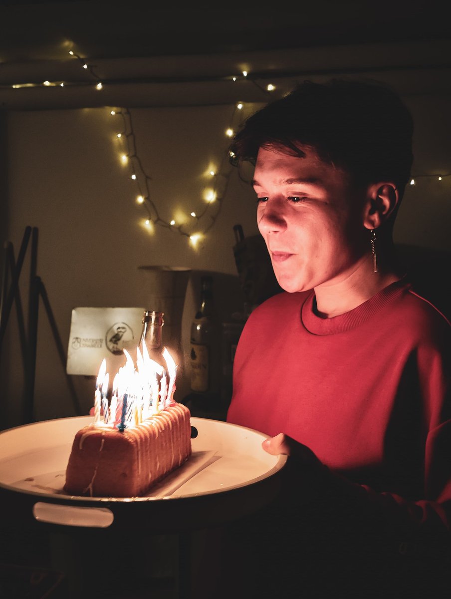 Manuelbchn's tweet photo. Mit Abstand der beste Geburtstag 🥹🫶🏻 23 looking good https://t.co/9gylPqML7X