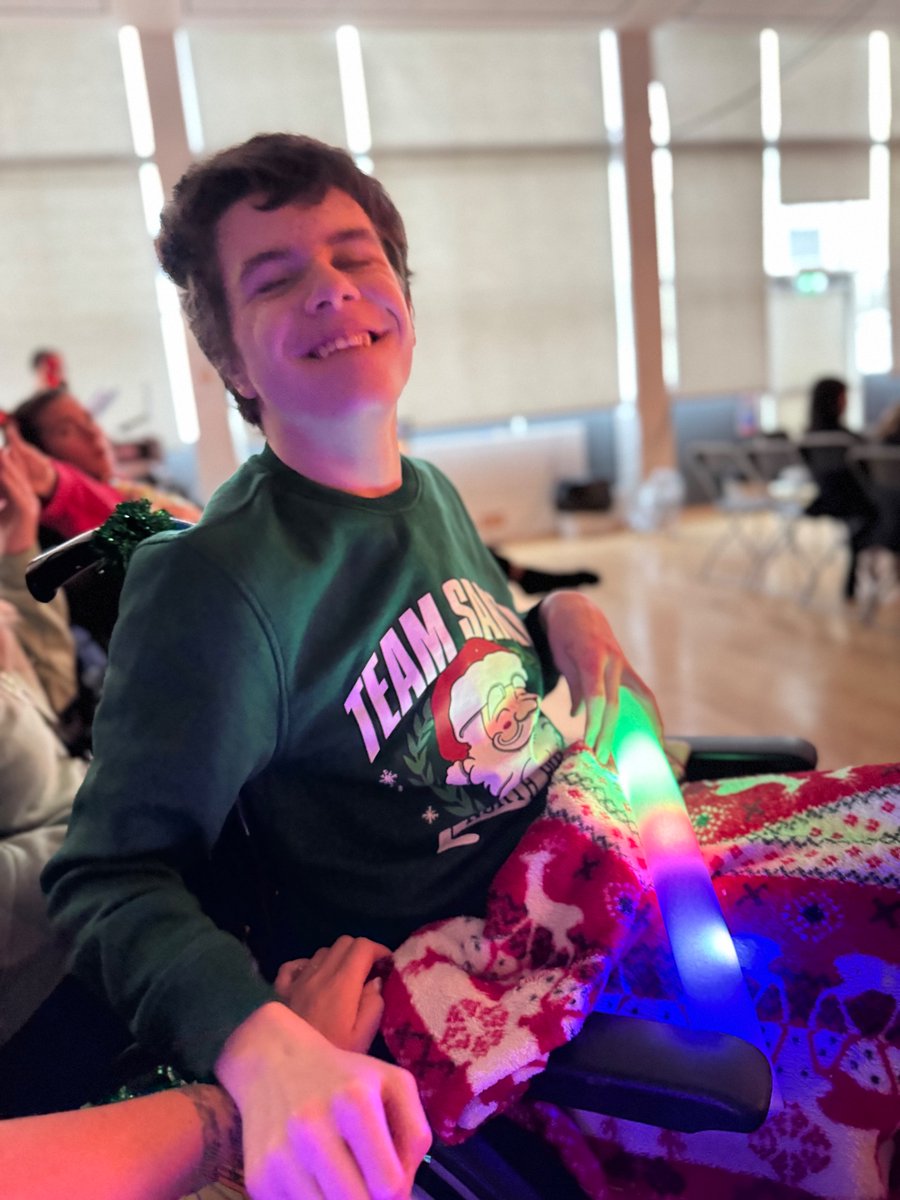Miss Lymburn@Craigmarloch (@craigmarlochb4) on Twitter photo One happy young man watching his younger brother <a href="/_stcolumba/">St.Columba's HS, Gourock</a> β¨ One happy young man watching his younger brother <a href="/_stcolumba/">St.Columba's HS, Gourock</a> β¨