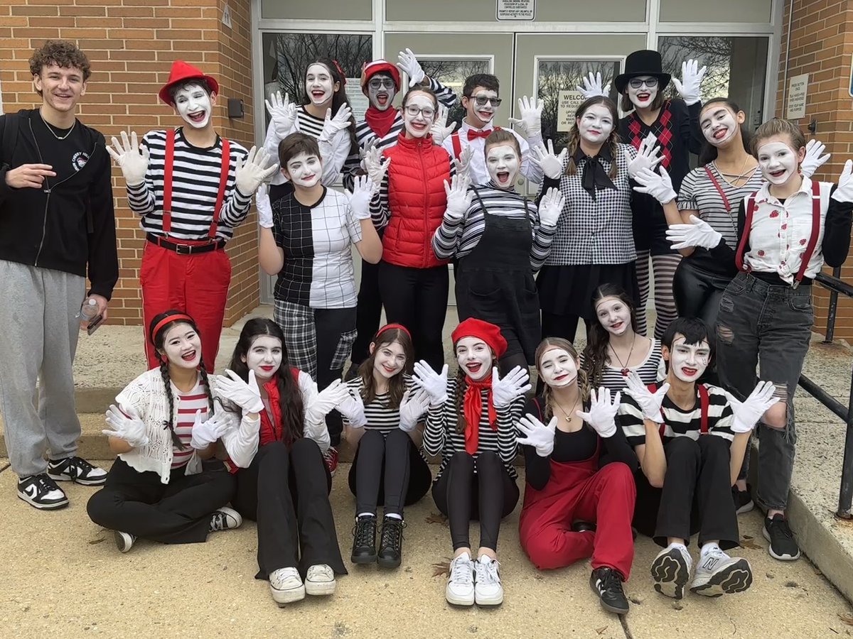 CH East Mime Company tweet media