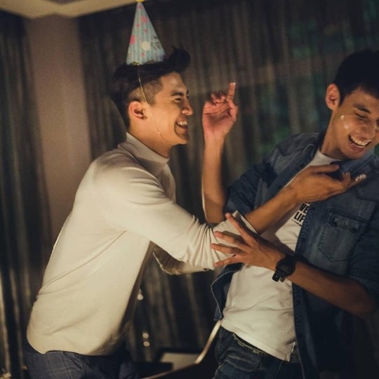 peoniesyoon's tweet photo. the ships i'll go down with
1. #TangFei (still waiting for TY to get out of prison)
2. #FinnRae (to me the show ended in s1 as happy ending, sue me)
3. #ichabbie (the show was trash after dead wife came back)
4. #MinQ (the healthiest and most loving boyfriends to ever exists) https://t.co/9uKz2SOHzN