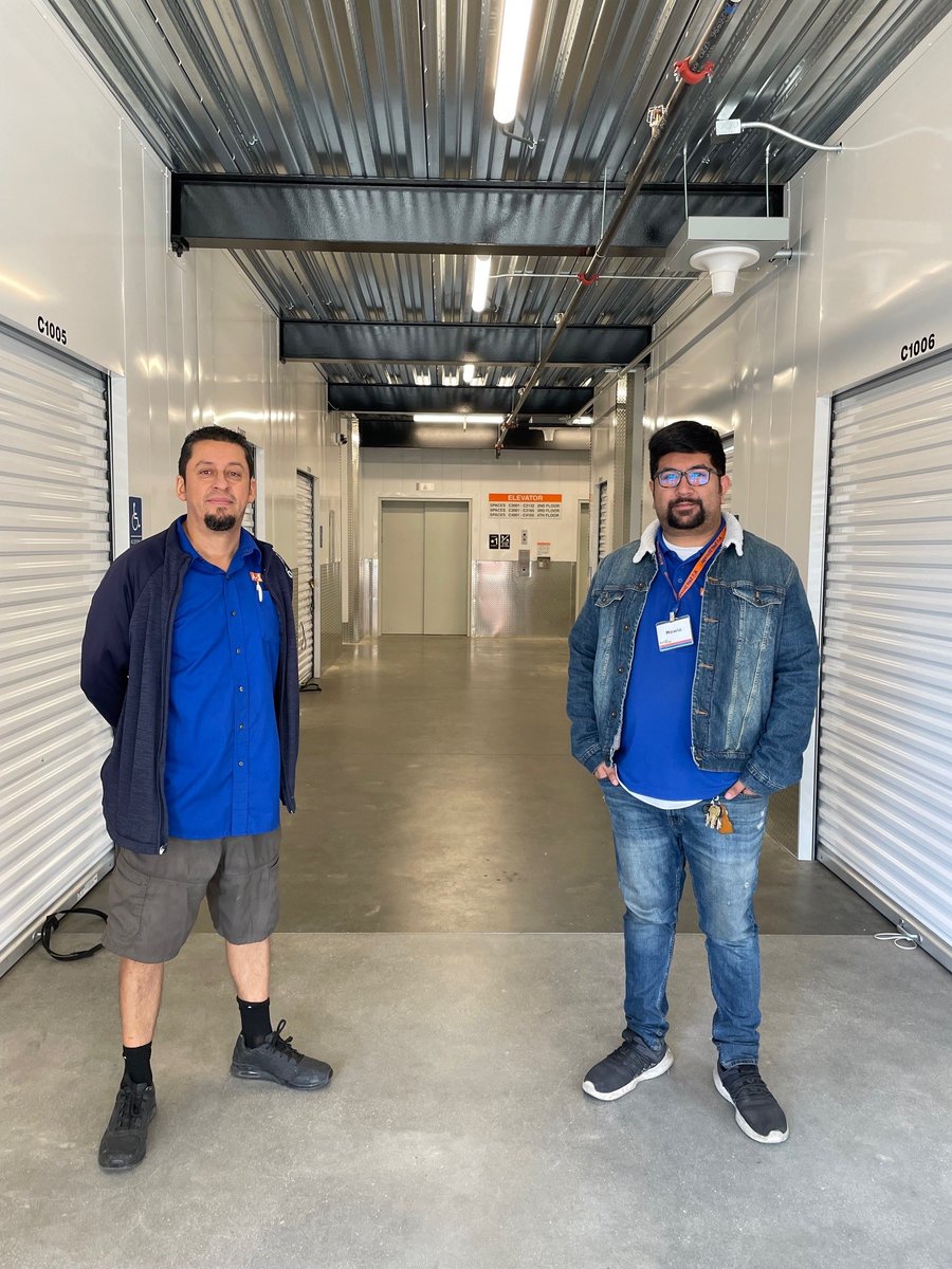 A1SelfStorage's tweet photo. The brand-new building at our Bell Gardens location just opened for business and our team is so excited! Now, we have even more units and more sizes available to rent. (Plus new features and amenities!)

Check it out at 8462 Garfield Ave, Bell Gardens, CA, 90201 https://t.co/wXnMCcvVu4