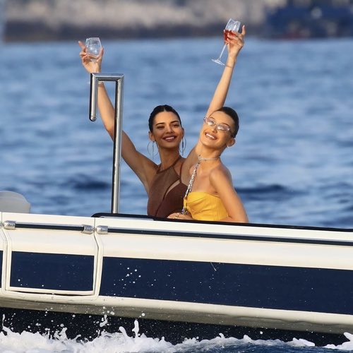 bedrippin_'s tweet photo. Exposing dark truth about yachting… 🫣
#yachting #drake #kendalljenner 

Watch here 👇
https://t.co/lK9OcrxuDH https://t.co/g5F5yPD6Ol