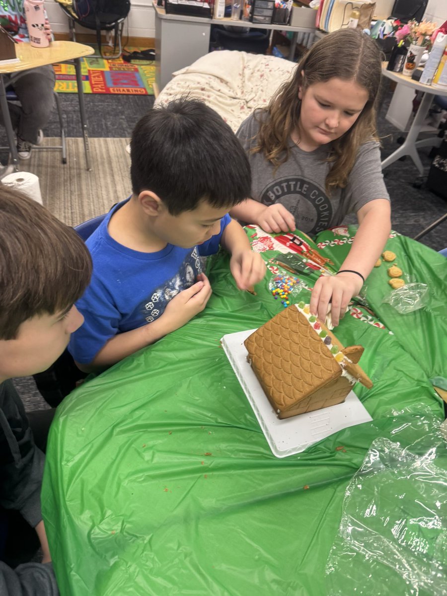 Gifted students got into the holiday spirit by constructing gingerbread houses with their AAF peer buddies today. They all really enjoy their time together. <a href="/IMSEagles/">Independence Eagles</a>