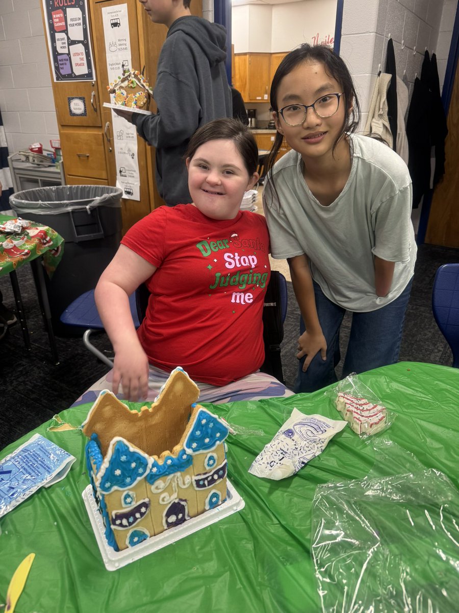 Lori Wilson tweet media