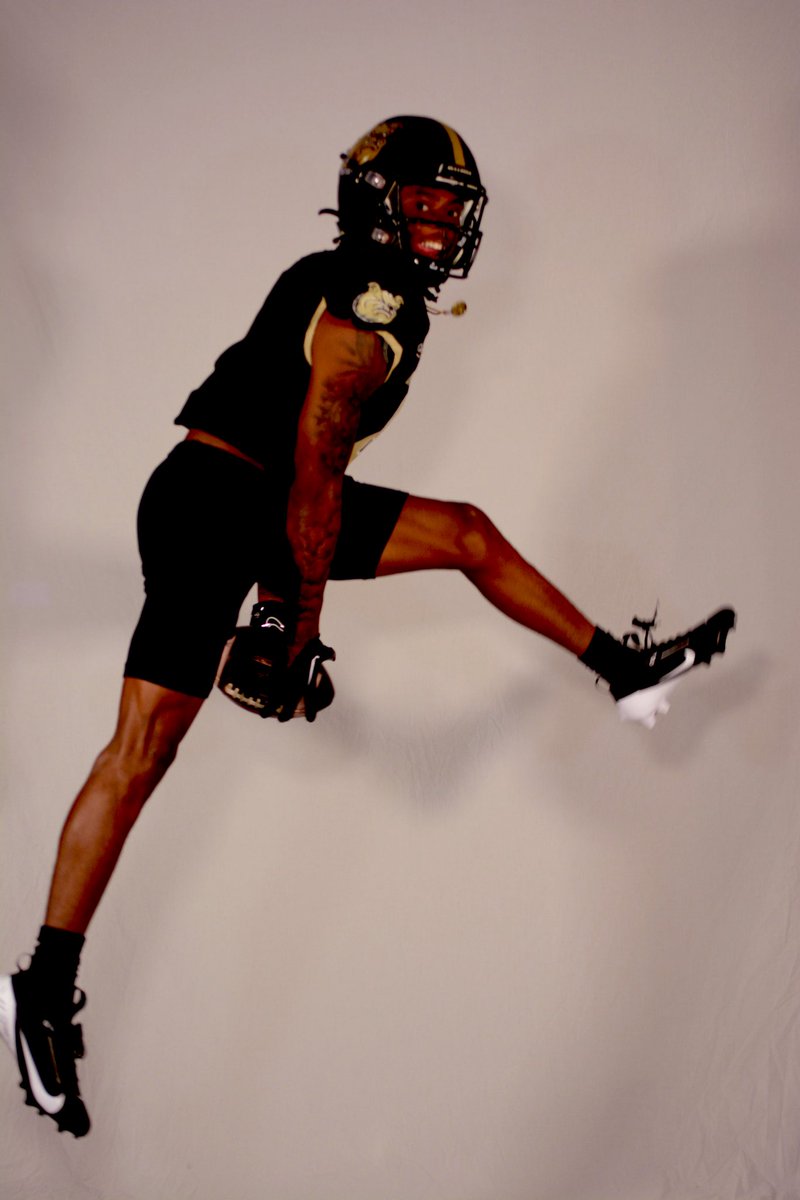 Nate Owens tweet media