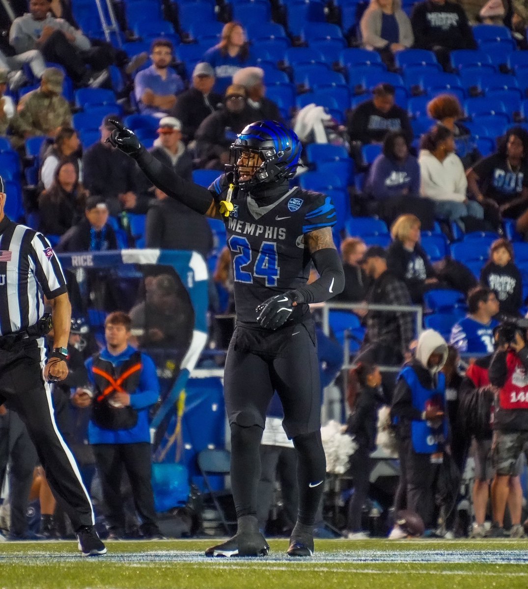 4 Star Sports Media (@4starsportsm) on Twitter photo In the .<a href="/FriscoBowlGame/">Scooter’s Coffee Frisco Bowl</a> win for.<a href="/MemphisFB/">Memphis Football</a> we noticed that .<a href="/Rubin2Gregory/">GR8🕴🏽</a> was one of the players who dumped iced coffee (shoutout to .<a href="/scooterscoffee/">Scooter's Coffee</a>) on .<a href="/RSilverfield/">Ryan Silverfield</a>.
We spoke with. <a href="/LO_IS_ME/">Lauren Hillman</a> today in an exclusive interview and asked about Rubin off the field of play in In the .<a href="/FriscoBowlGame/">Scooter’s Coffee Frisco Bowl</a> win for.<a href="/MemphisFB/">Memphis Football</a> we noticed that .<a href="/Rubin2Gregory/">GR8🕴🏽</a> was one of the players who dumped iced coffee (shoutout to .<a href="/scooterscoffee/">Scooter's Coffee</a>) on .<a href="/RSilverfield/">Ryan Silverfield</a>.
We spoke with. <a href="/LO_IS_ME/">Lauren Hillman</a> today in an exclusive interview and asked about Rubin off the field of play in
