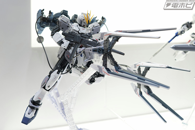 MG1/100 ナラティブガンダムBアストレア＋プロトGNツインブロード