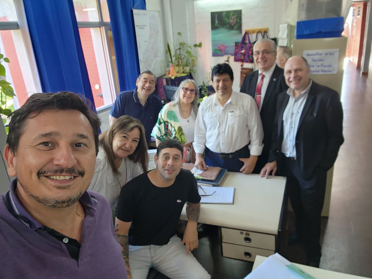 Desde muy temprano trabajando en equipo! #somostécnica 
<a href="/CGEMisiones/">CGE Misiones</a> <a href="/passalacquaok/">Hugo Passalacqua</a> <a href="/RosanaEAyala/">Rosana Ayala</a>