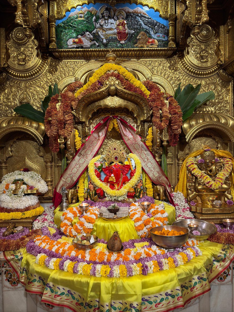 SVTMumbai's tweet photo. 🙏 गणपती  बाप्पा मोरया 🌺मंगलमूर्ती मोरया 🙏१९/१२/२०२४
🙏Ganapati Bappa Moraya 🌺 Mangalmurti Moraya  🙏19/12/2024 https://t.co/4RG5oxyXpx