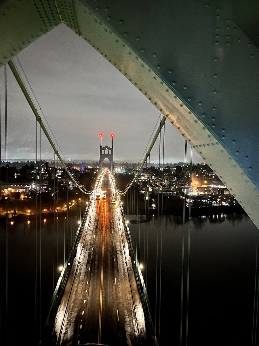 OregonDOT's tweet photo. Assistant Bridge Inspector, Stacia Moser, out of Roseburg, was our second winning photo for March with this photo of the #StJohnsBridge.

Visit our feed to view all our #YearInPhotos winners! 📸 https://t.co/UO5nd8iJmX
