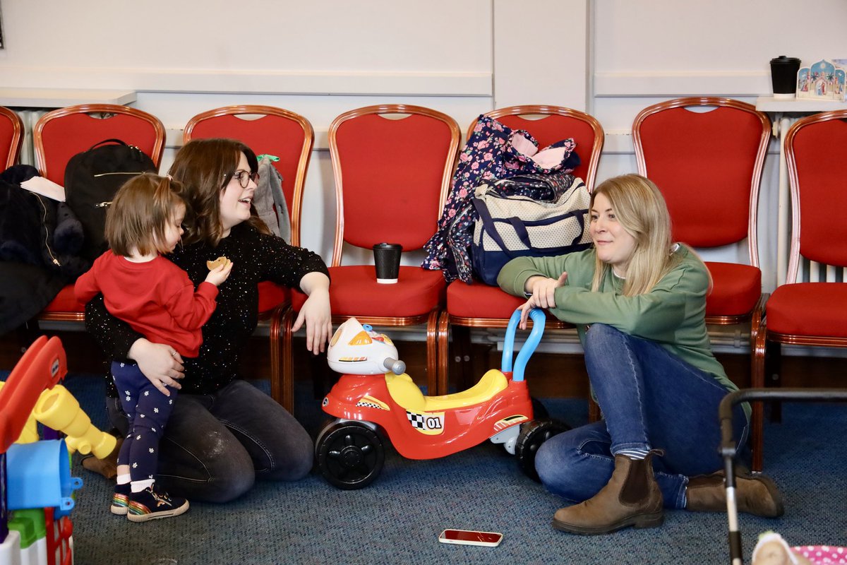 Lots of Christmas jumpers on show at Little Lions today. The children decorated biscuits while the grown ups enjoyed a chat and a well earned break from the festive rush!