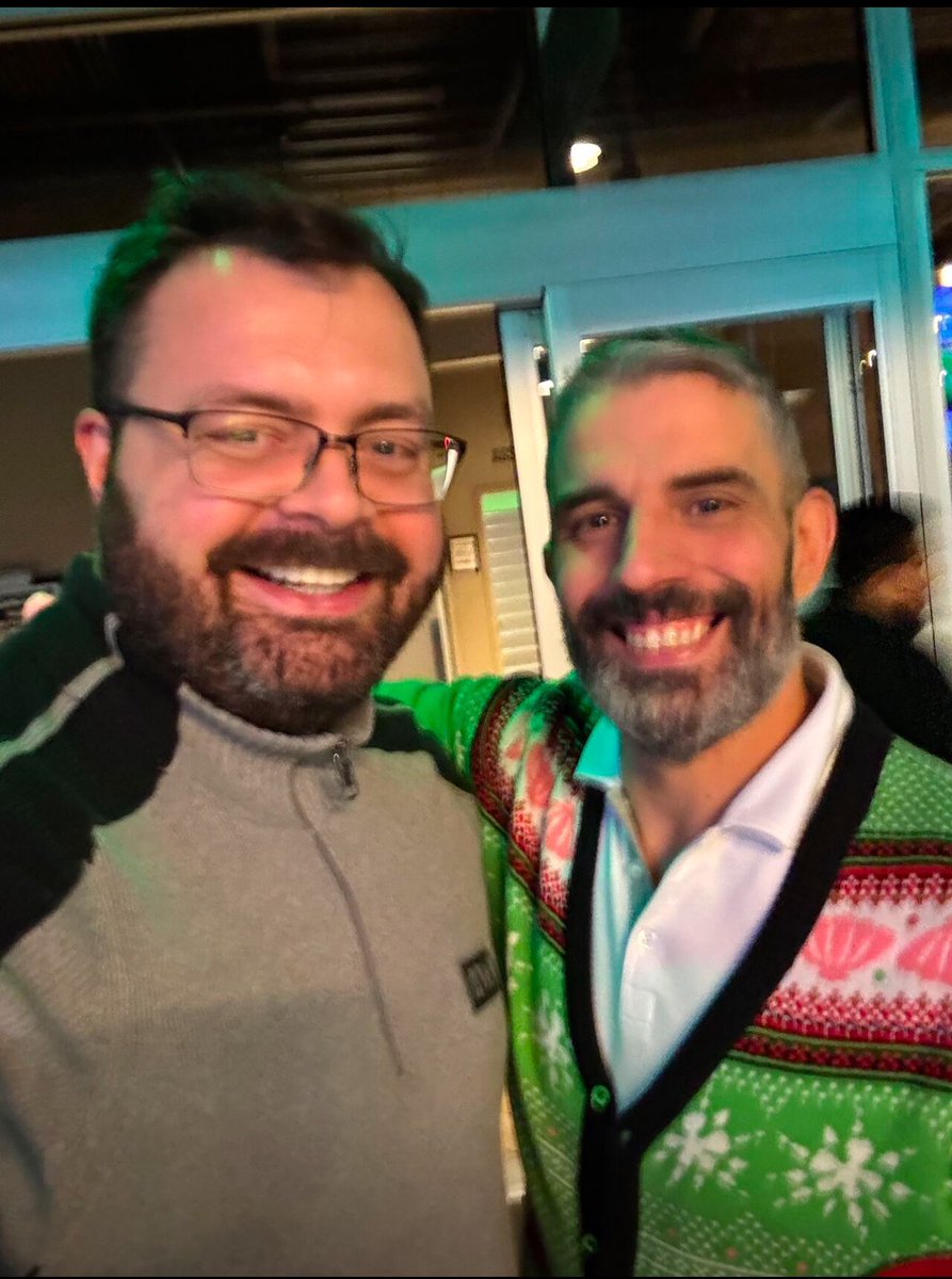 InfocenterIO's tweet image. A few #Infocenter + #Insight teammates were pictured having fun at #Topgolf in Arizona.🏌️⛳  Thank you to Insight for renting out the space to celebrate our local #AZ teammates and kick off the holiday season! 

Infocenter team member Chris even won a raffled electric scooter. 🛴