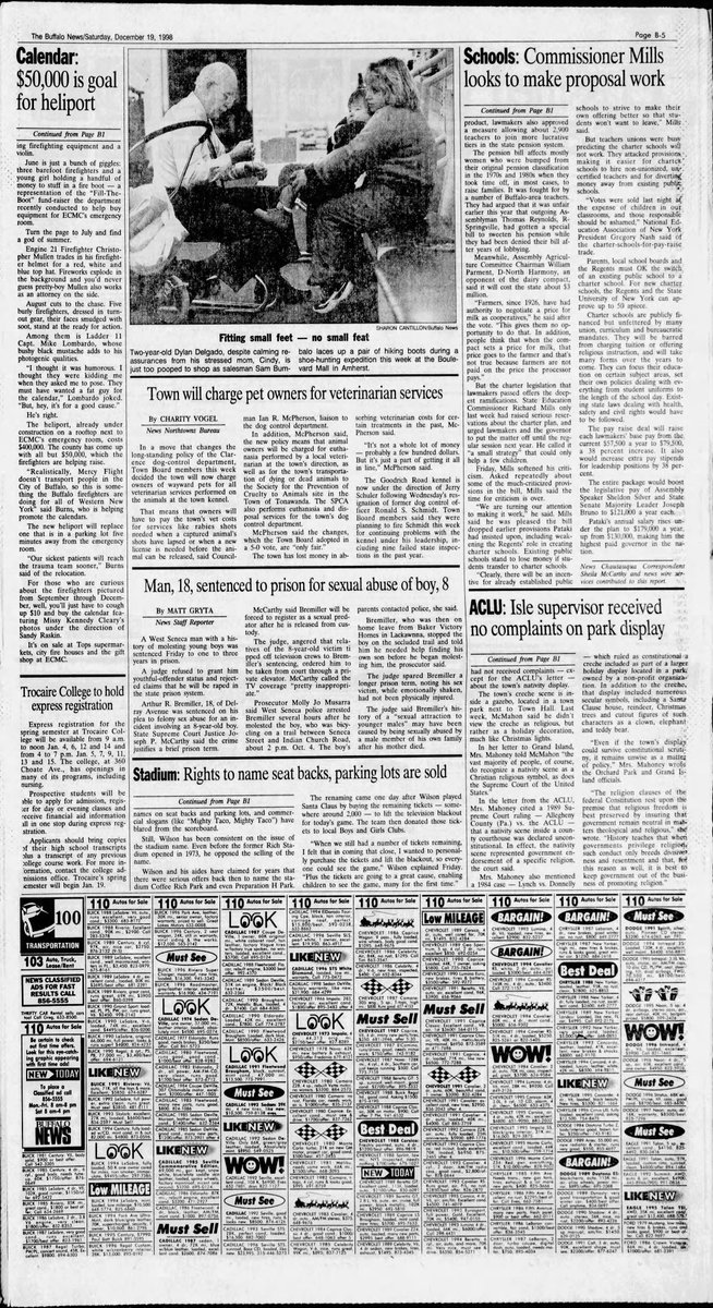 BuffSportsHstry's tweet photo. #OTD in 1998 the Buffalo Bills play their first game in newly named Ralph Wilson Stadium. https://t.co/a3Wuvxt5O7