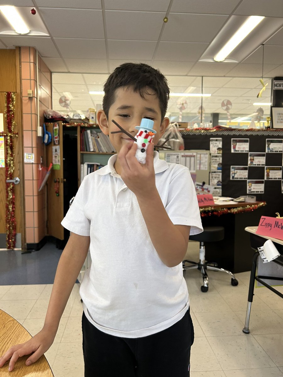 We build snowmen in our group! Happy holidays! #ASD4ALL