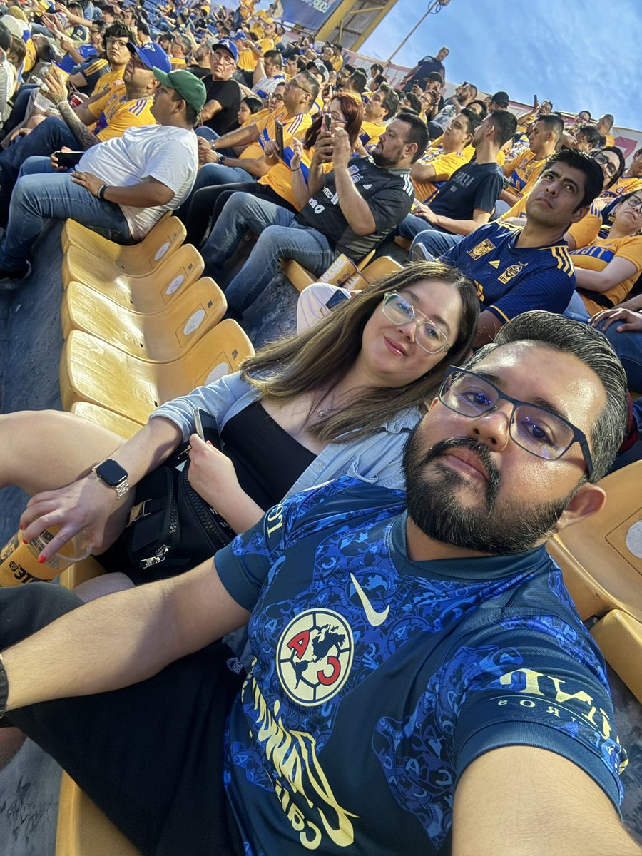 Henry__Squire's tweet photo. @ClubAmerica @calientesports Mi momento favorito en este 2024 junto al América fue cuando mi novia me acompañó a ver el partido contra tigres para que no estuviera solo entre tanta afición contraria @NataliaRiveraL5 #MásAcciónMásDiversión https://t.co/p8WAGrlLlR