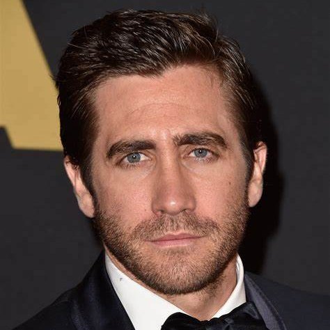 ThePopFlop's tweet photo. Jake Gyllenhaal turns 44. https://t.co/KcvIDXdyWo