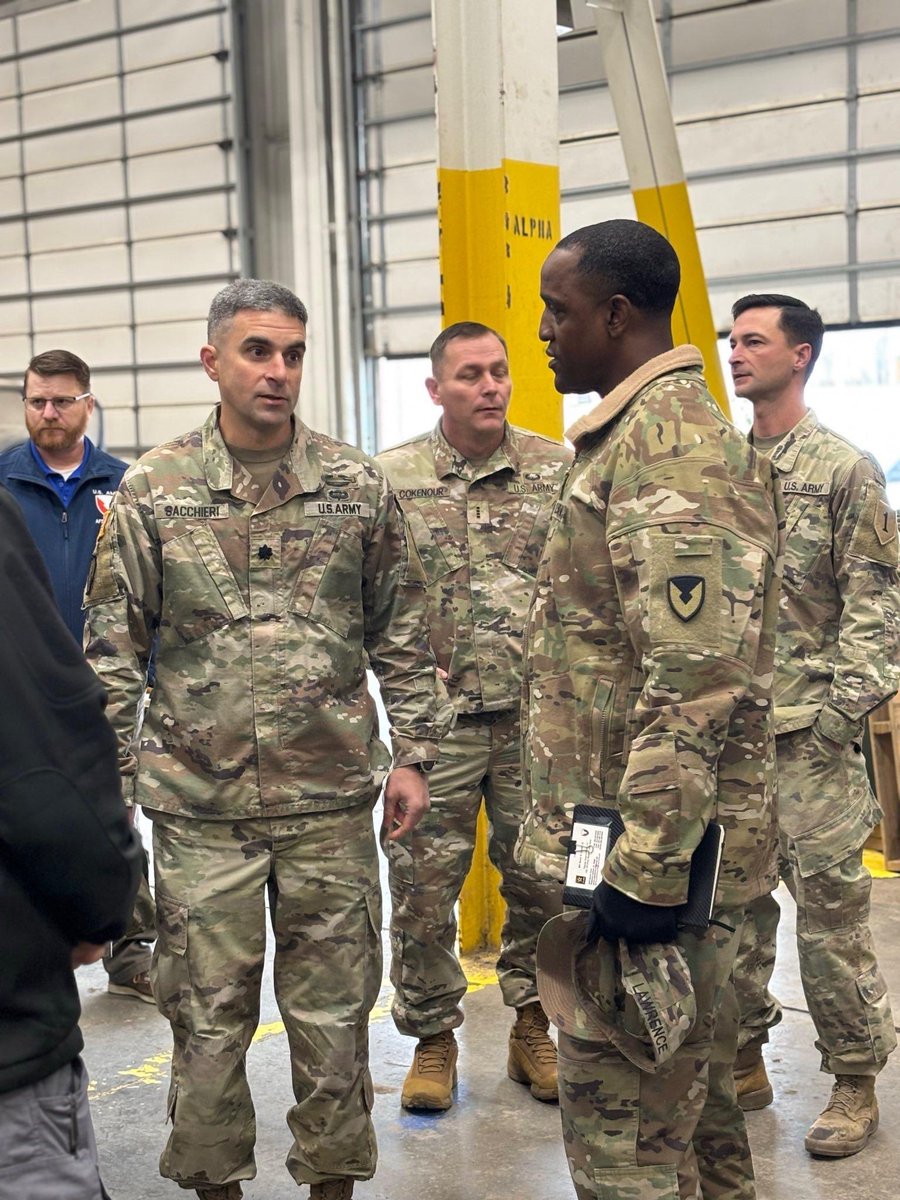 FightingFirst's tweet photo. Today, Maj. Gen. Gavin A. Lawrence, DCoS for Logistics & Operations, AMC, visited Fort Riley to meet with 1ID leaders, observe operational readiness efforts, and tour motor pools. Sustaining readiness is key! #DutyFirst #BigRedOne #CenterOfEverything https://t.co/2BSib7LlTp