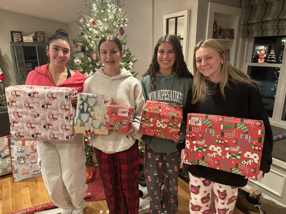 whscheering's tweet image. It’s our favorite time of the year! Student Santa fun!