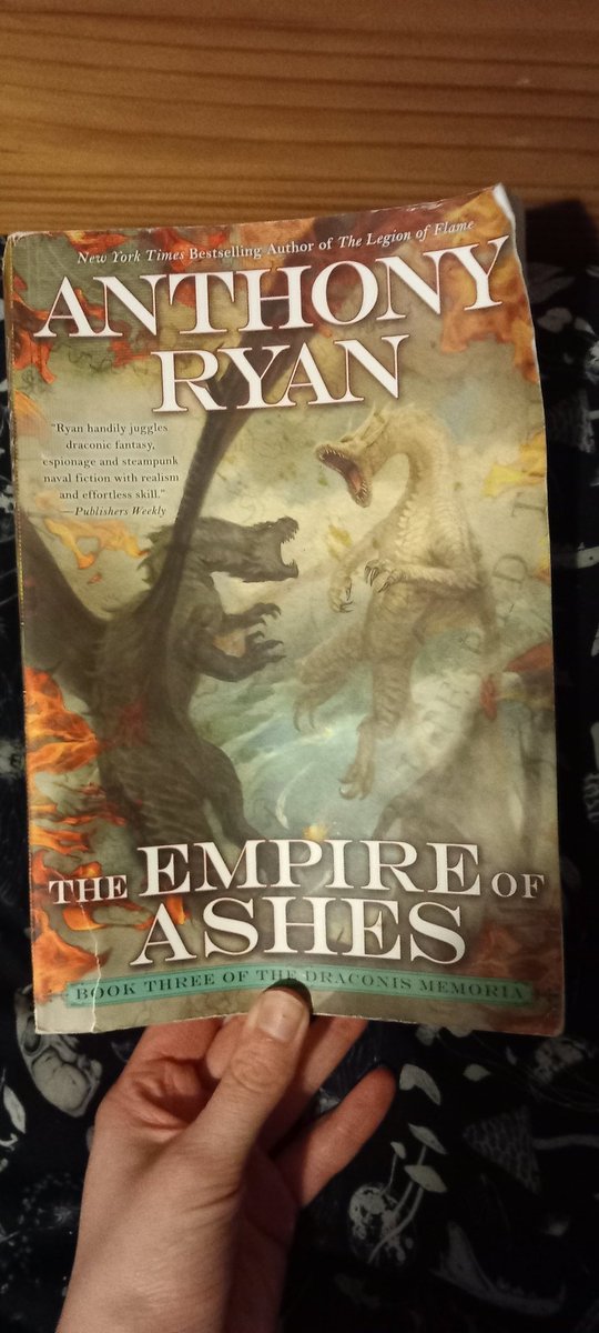 So... I have now finished this trilogy by <a href="/writer_anthony/">Anthony Ryan</a> and I have loved every second! Each book has been a 5 star read and everything about them is addictive! This book had me feeling sad FOR A SHIP! I also need more steampunk books with dragons in my life, 100%. 📚🐉⚙️