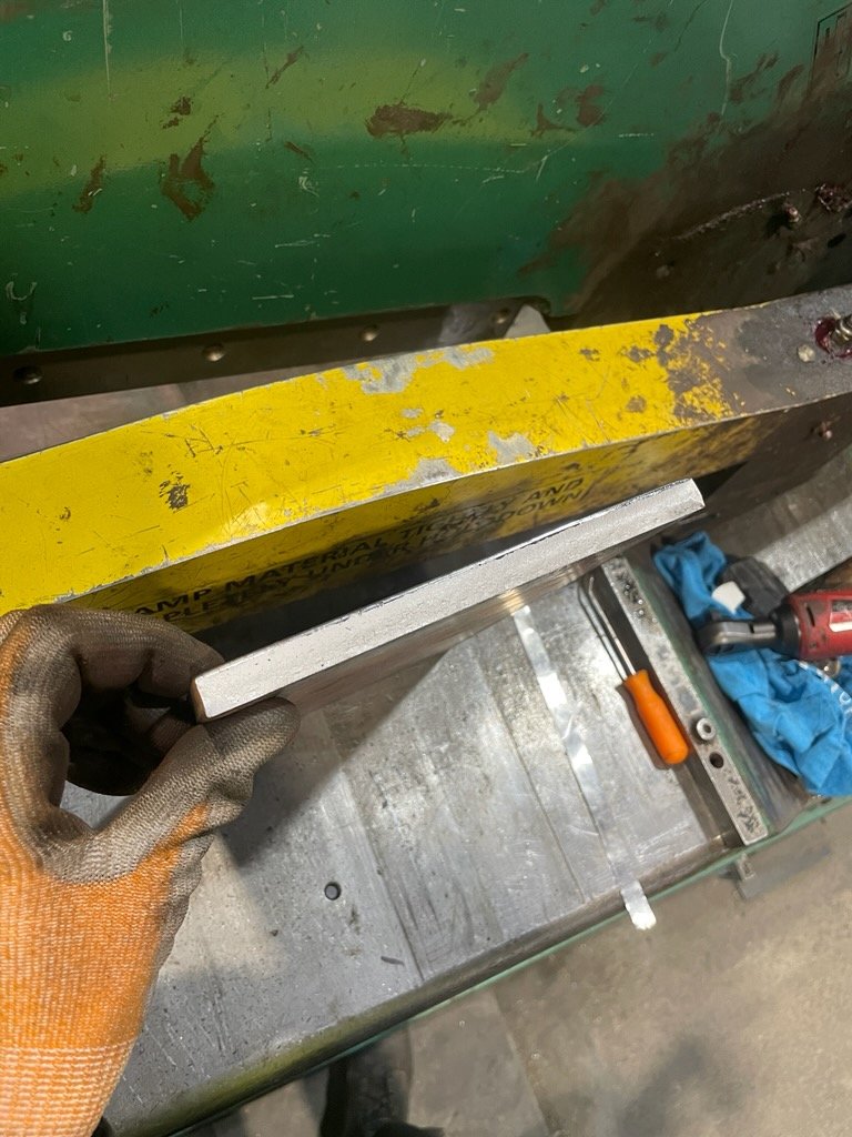 SilverbackMach's tweet photo. This ironworker was having an issue not cutting the material the way it should. We rotated and gapped their blades so it would cut correctly! Can you tell a difference?🦍🔧🇺🇸

#silverbackmachine #punchpress #metalfab #pressbrake #ironworker #welding #metalfabrication #plasmacut https://t.co/NjMx4hT7c5