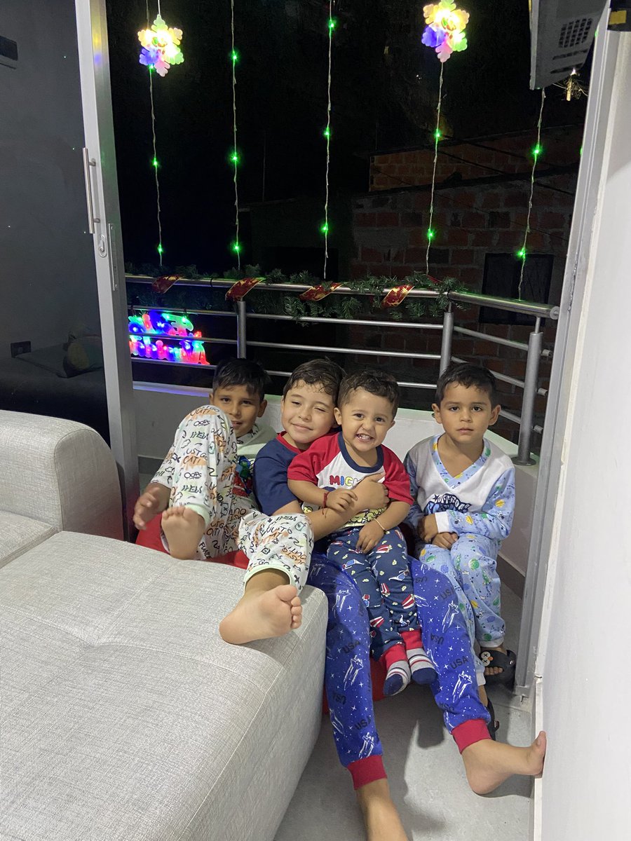La felicidad de mi hijo es la felicidad mía el ama tanto a sus primos 🥹😍😍😍