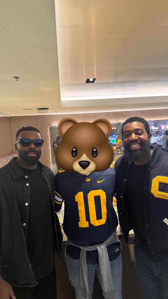 Ghost (@ghostofgarbers) on Twitter photo Pleasure to chat with <a href="/VicEnwere1/">Vic Enwere</a> and <a href="/rayraydavison/">Raymond Davison III</a> . Itโs still Go Bears forever Pleasure to chat with <a href="/VicEnwere1/">Vic Enwere</a> and <a href="/rayraydavison/">Raymond Davison III</a> . Itโs still Go Bears forever