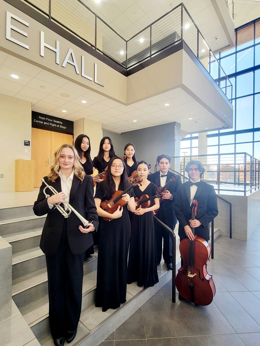 WakelandHSOrch's tweet image. Our wonderful @WakelandHS Orchestra musicians enjoyed every moment of their 2024 All-Region Orchestra events!
It was a delight to watch them perform in each of their amazing concerts!Congratulations to all! 🎉🎶🎻
#WHSO2425
#Concertmaster
#MusicConnectsUs 
#fisdfineartsleads