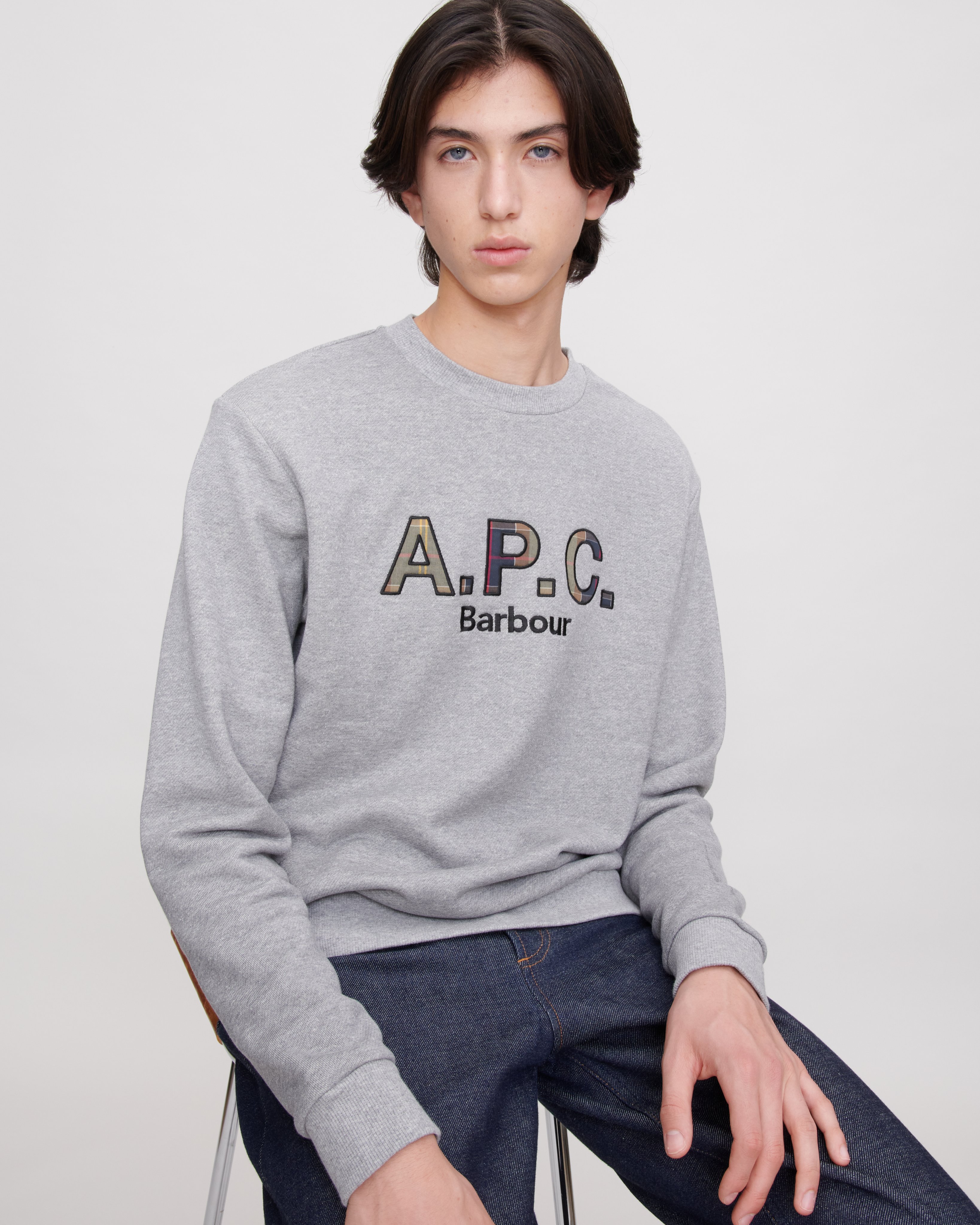 A.P.C(アーペーセー) フーディ 定価34100円一度のみ着用⭐︎値下げ⭐︎ 楽天市場】アーペーセー A.P.C. レディース 3つ折り財布 COGFA