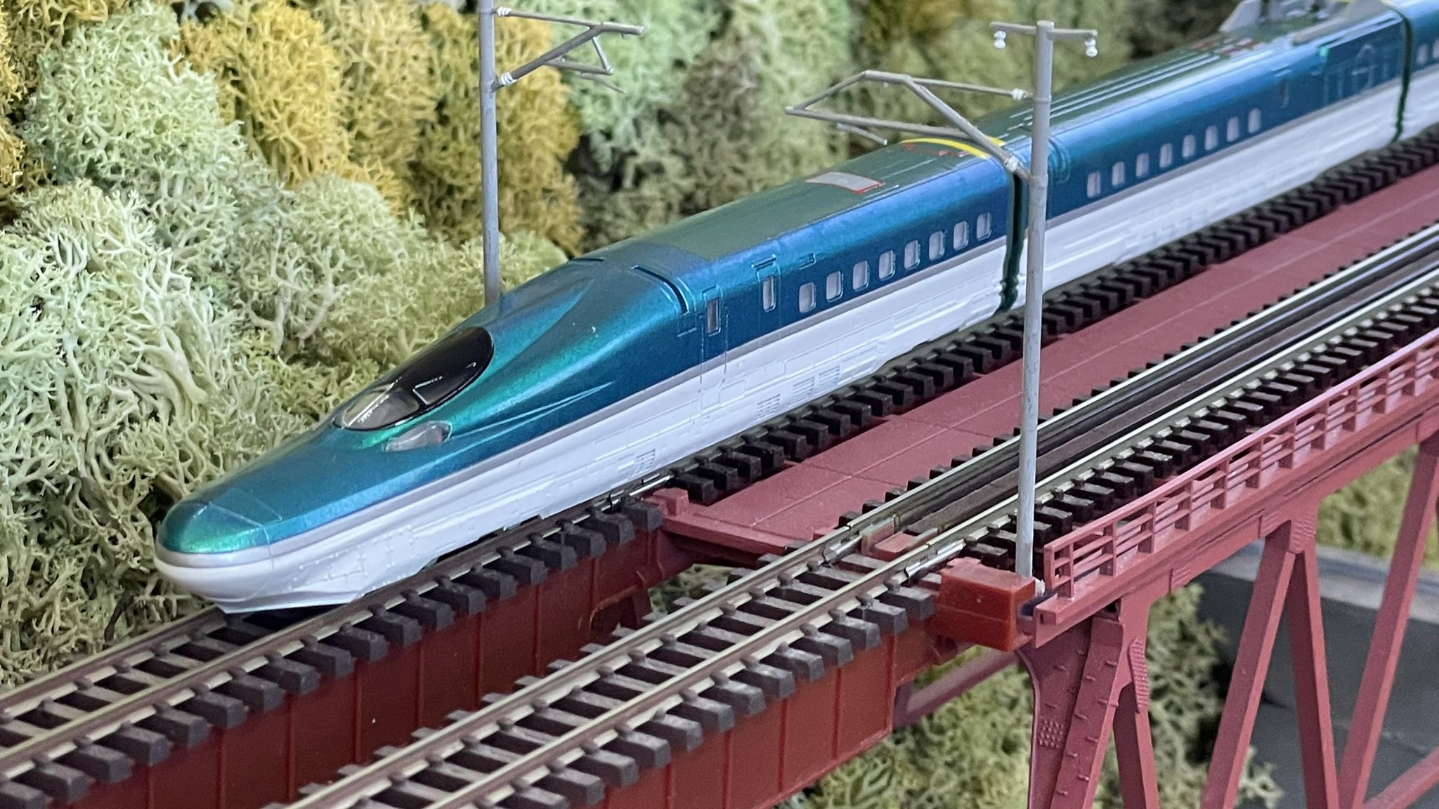 リアル塗装✨HG仕上げ✨レンガ造り機関庫展示用✨ジオラマ✨３線仕様❗ ✨HG仕上げ✨レンガ造り機関庫展示用✨ジオラマ✨3線仕様