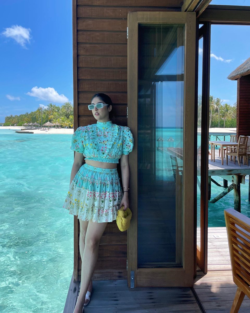 "Living my best life, one cute moment at a time 🥰"