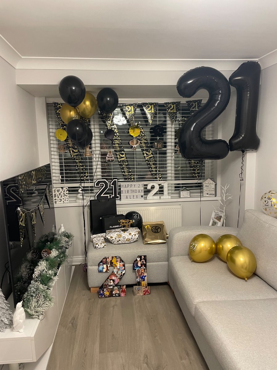 KateLine6's tweet image. Happy 21st Birthday @linealex3 🎈🎈 21 years of loving you and making lots of memories together. ❤️I am so proud of the young man you are! Enjoy all your birthday celebrations ❤️ Love you forever ❤️