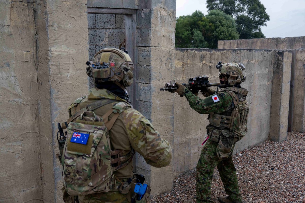 The #JGSDF Special Operations Group conducted a field training