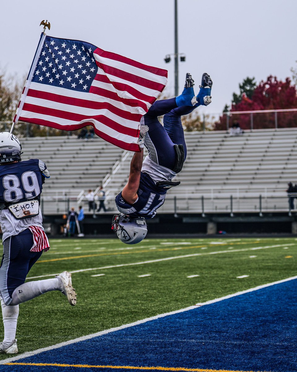 Unsigned: <a href="/noahjamesholman/">Noah Holman</a> 2025 RB 5’10 195. <a href="/Bullpups_fb/">Gonzaga Prep Football</a> 
🎥: hudl.com/v/2RBeEZ